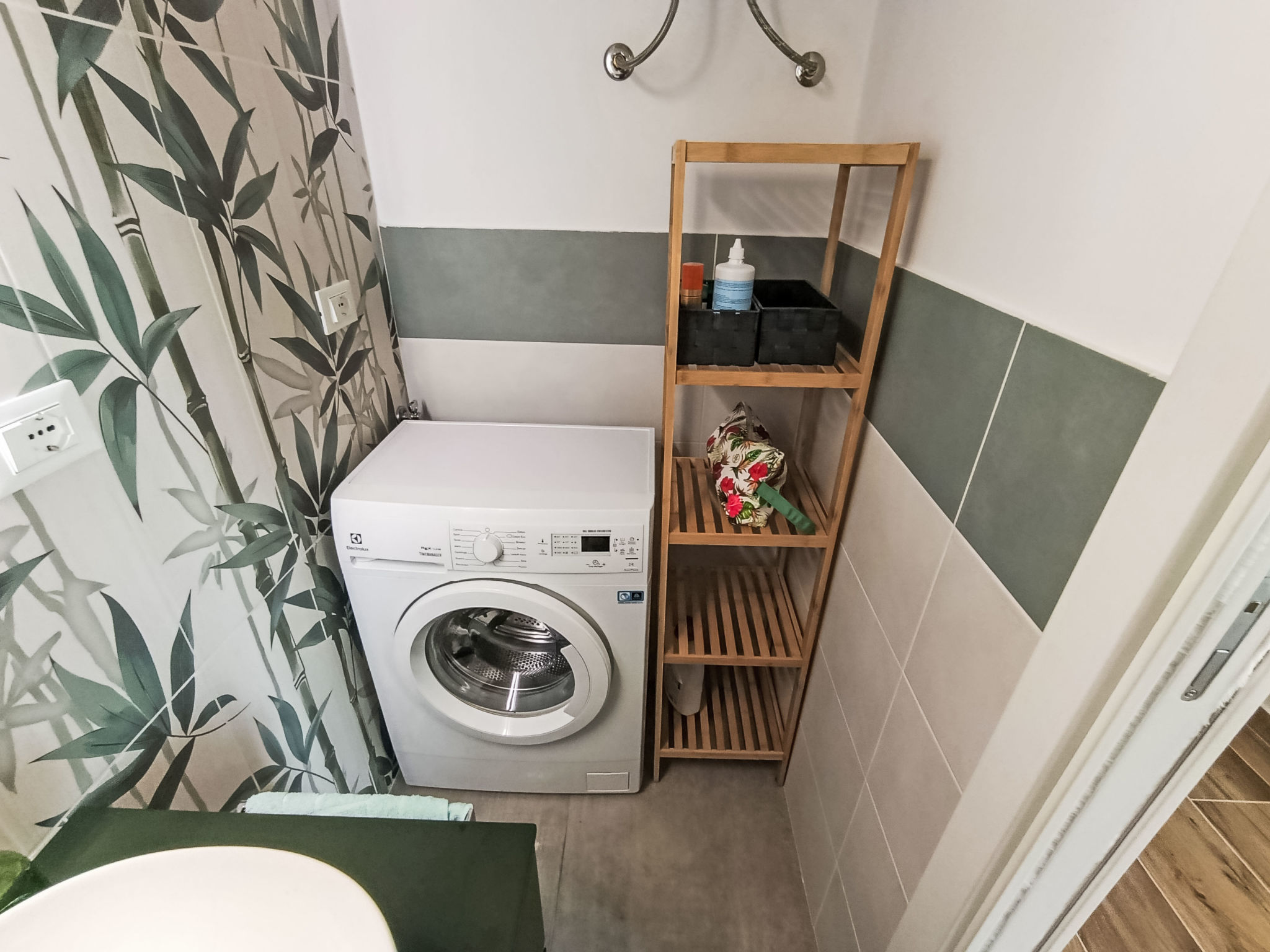 Titti e Giba - Binnen