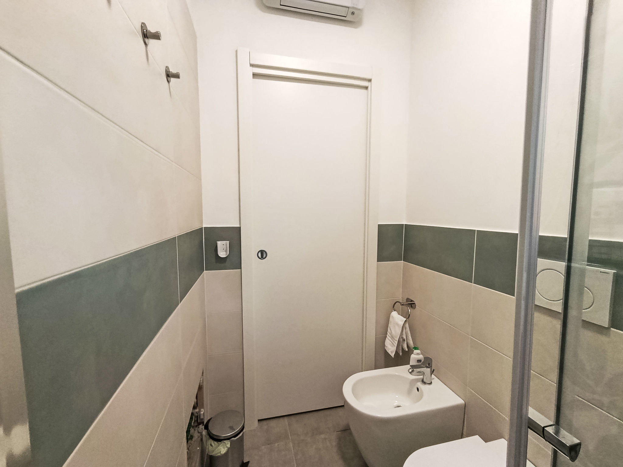 Titti e Giba - Binnen