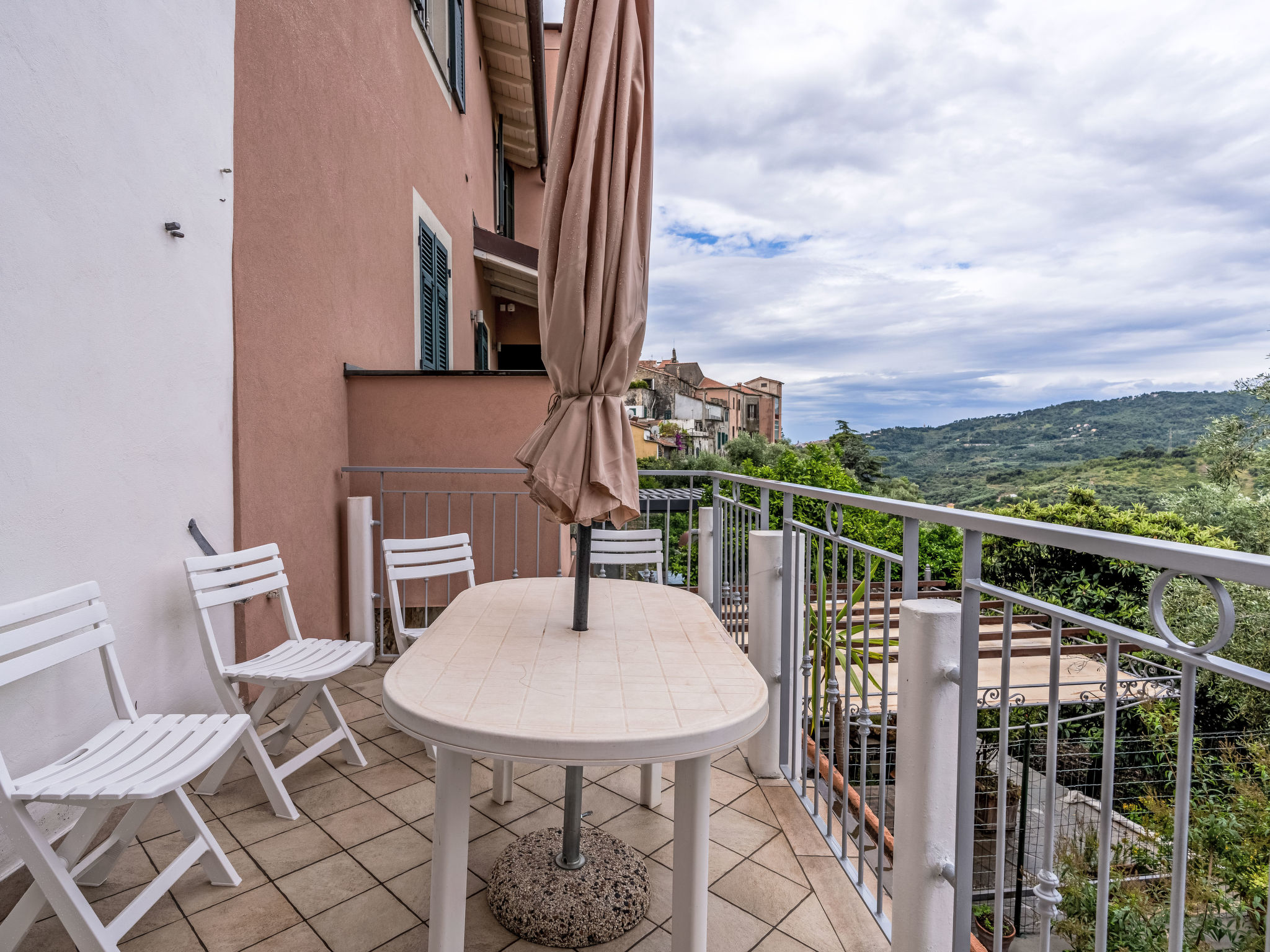 Maison Peppina – Cuisine et coin repas, photo 22 sur 26