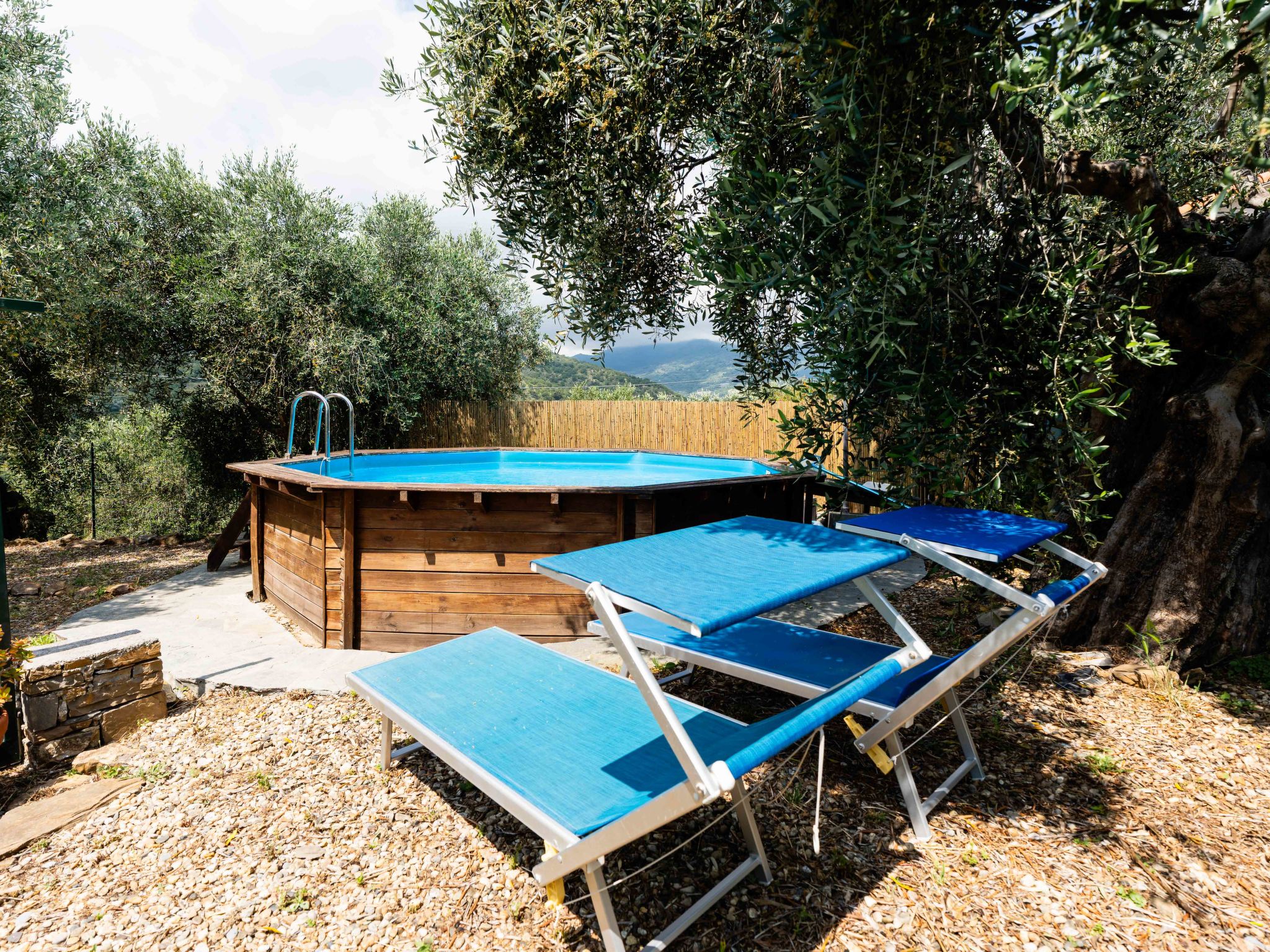 Olive Lodge-Buiten