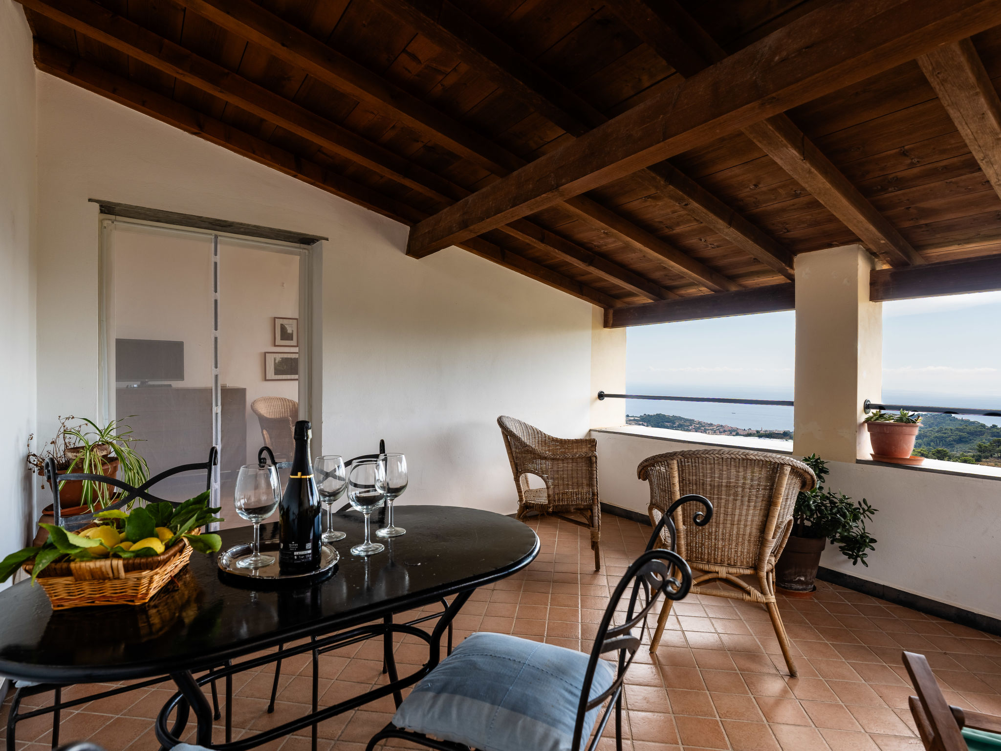 La loggia delle Rondini - Draußen