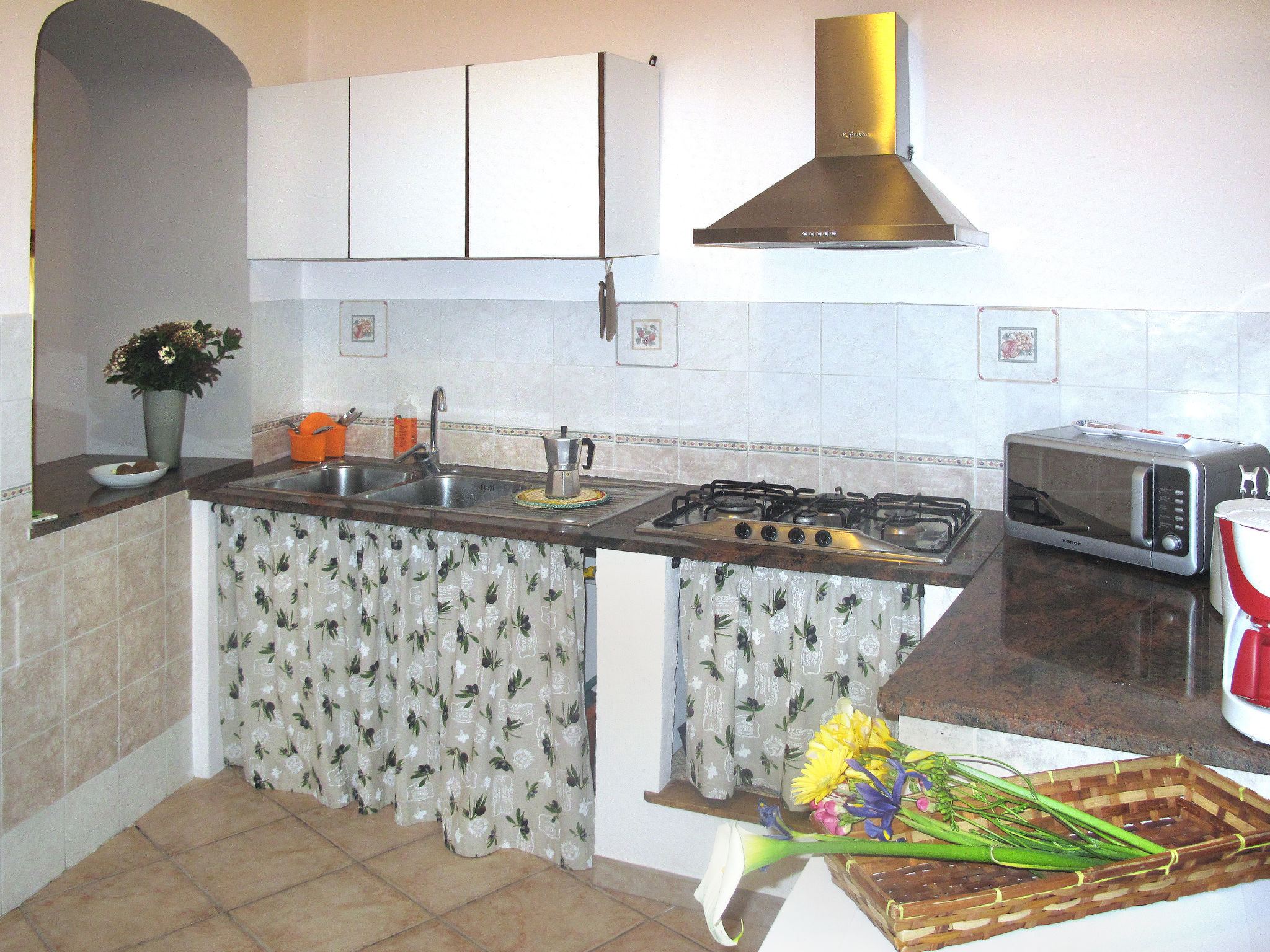 Maison Le Volte & Terrazzo (PTB192) – Cuisine et coin repas, photo 14 sur 30