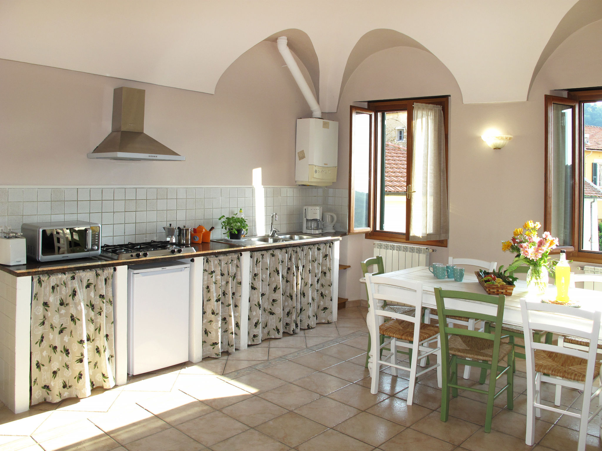 Maison Le Volte & Terrazzo (PTB192) – Cuisine et coin repas, photo 10 sur 30