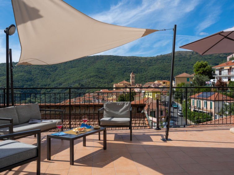 Search and Stay destination Pietrabruna, Liguria - Italy from AU$ 144. Giallo (PTB152)