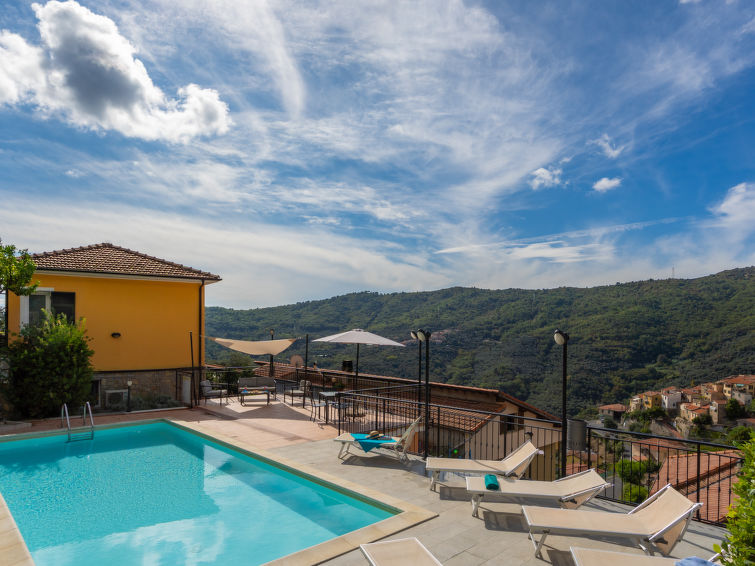 Search and Stay destination Pietrabruna, Liguria - Italy from AU$ 513. Ca' di Nonni (PTB154)