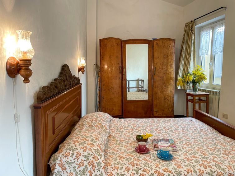 Search and Stay destination Pietrabruna, Liguria - Italy from AU$ 105. Casa Pierina