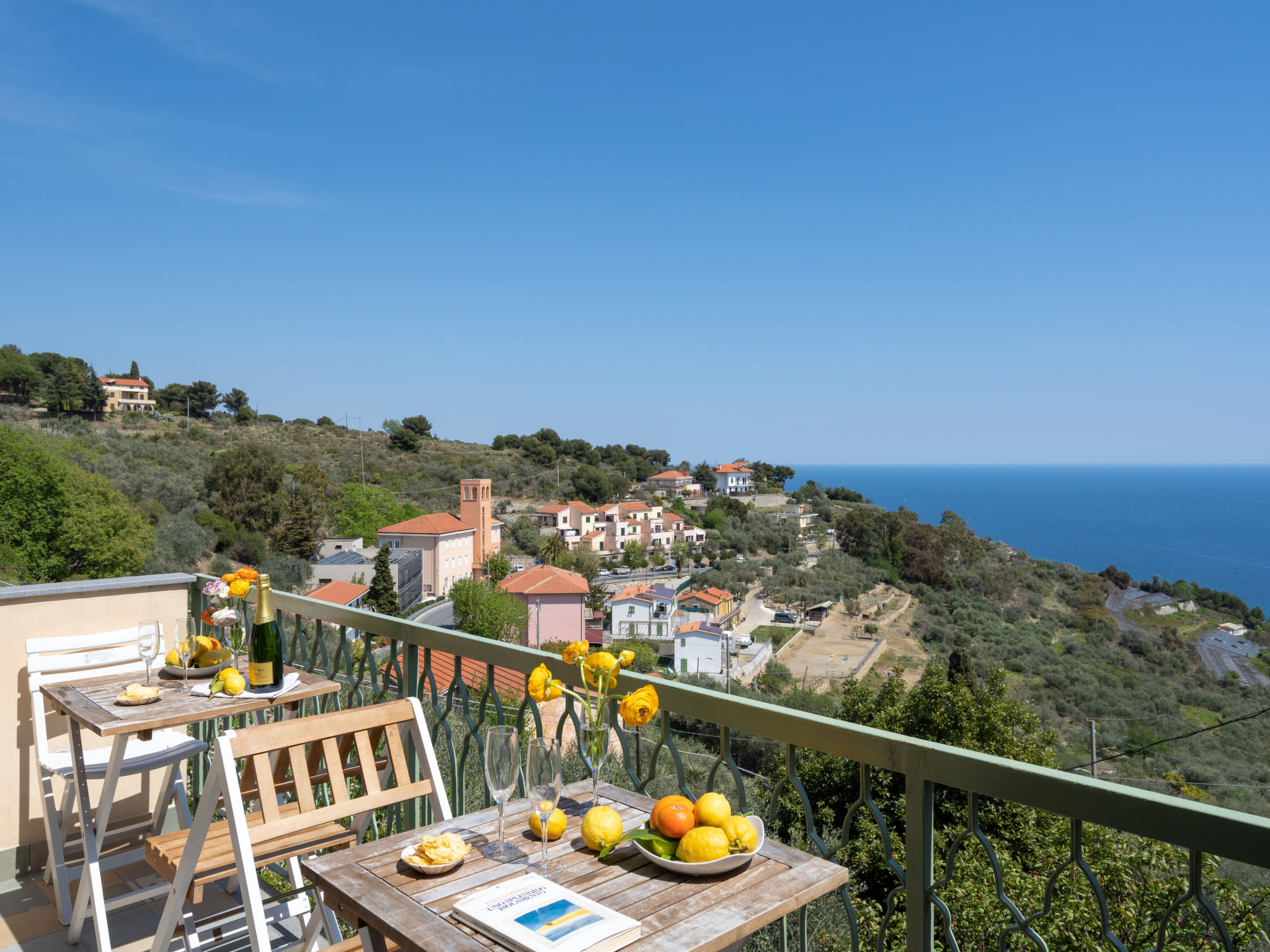 Ferienhaus in San Lorenzo al Mare (Italien) und 1 Hund erlaubt