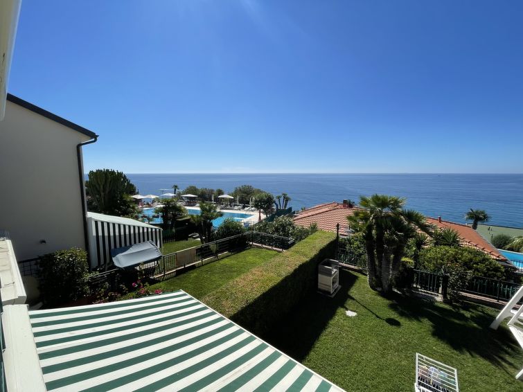 Search and Stay destination Piani-Ciapin, Liguria - Italy from AU$ 236. Le Margherite