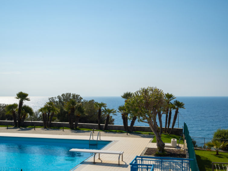 Op 700 m van zee: appartement met zeezicht in San Lorenzo al Mare in San Lorenzo al Mare