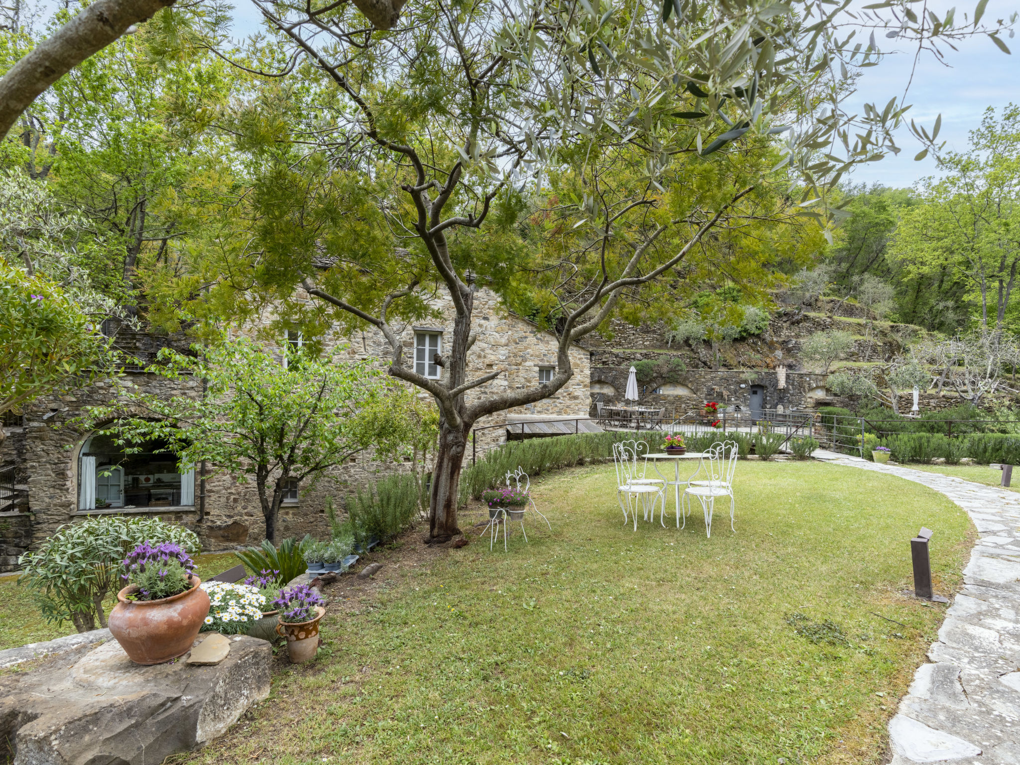 Photo of Muin du Pie (SLR120)