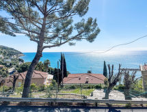 Vacation home Alfreda (SLR101)
