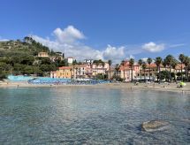 Vacation home Alfreda (SLR101)
