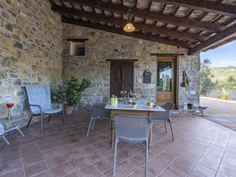 Vrijstaand vakantiehuis met privézwembad in San Lorenzo al Mare in San Lorenzo al Mare