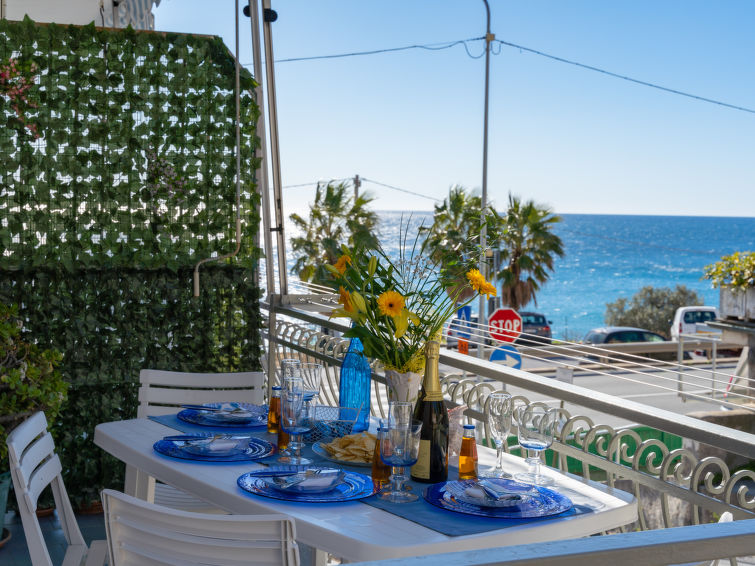 Search and Stay destination Piani-Ciapin, Liguria - Italy from AU$ 138. Casa Fidalma