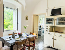 Casa Petrella (DOL137)