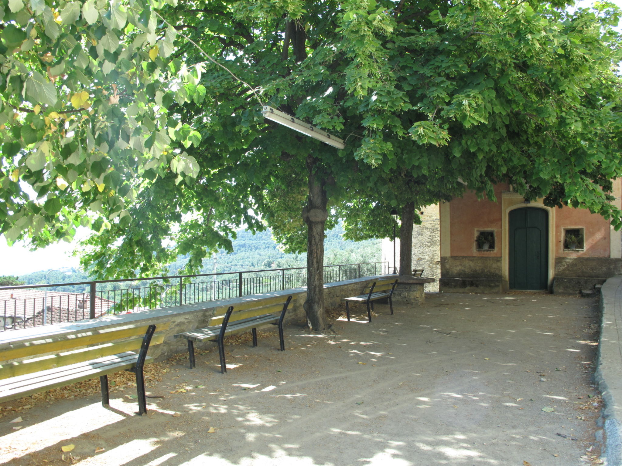 Agnese (DOL235)-Outside