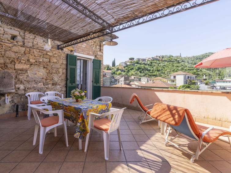 Search and Stay destination Dolcedo, Liguria - Italy from AU$ 216. Sorei (DOL112)