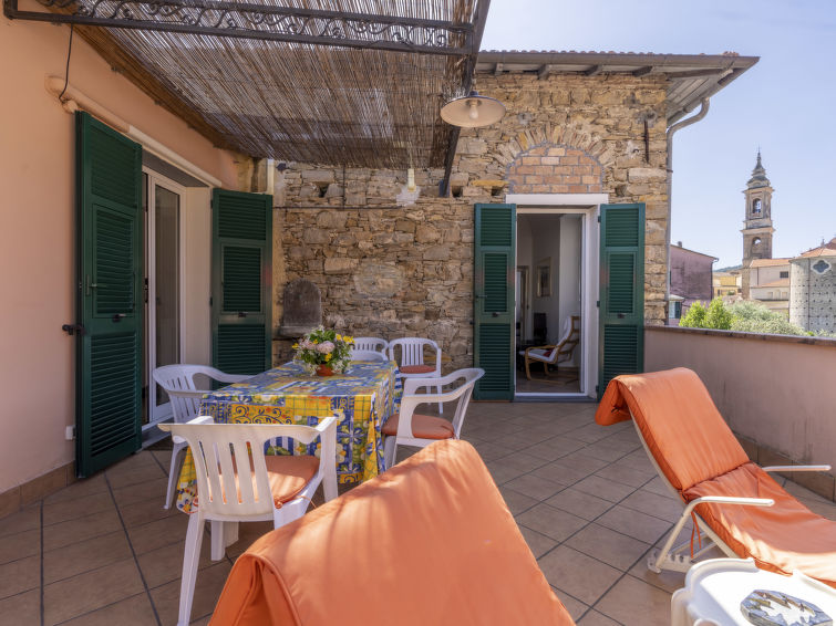 Search and Stay destination Dolcedo, Liguria - Italy from AU$ 216. Sorei (DOL112)