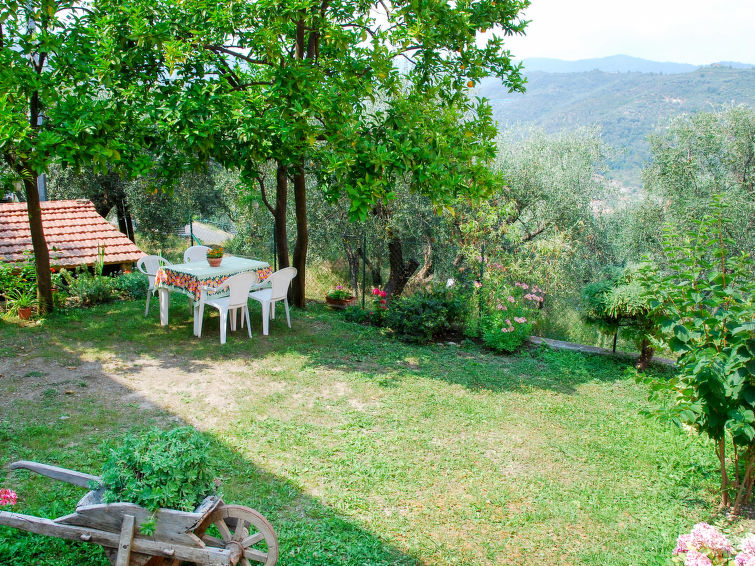 Search and Stay destination Costa Carnara, Liguria - Italy from AU$ 84. Elisa (DOL127)