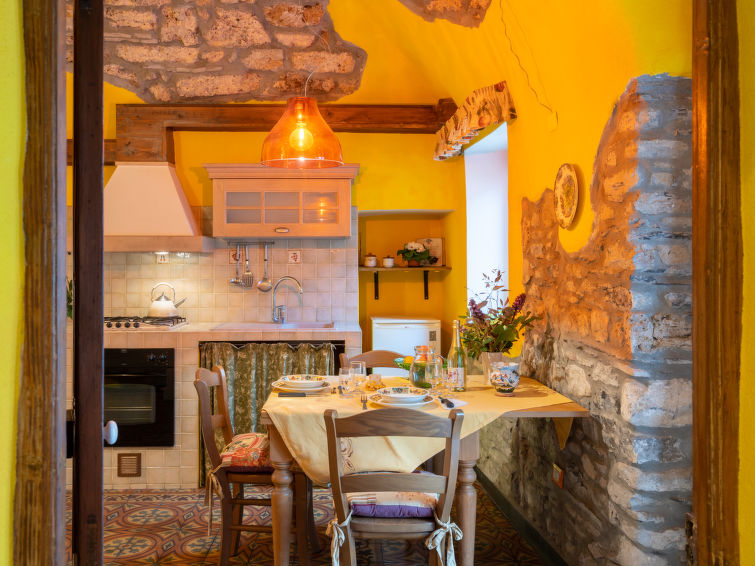 Search and Stay destination Dolcedo, Liguria - Italy from AU$ 139. Limone