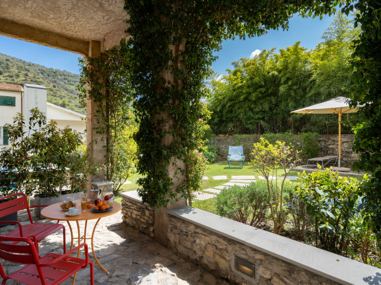 Search and Stay destination Dolcedo, Liguria - Italy from AU$ 182. Vincenzina (DOL115)