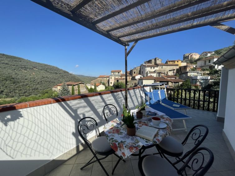 Search and Stay destination Lecchiore, Liguria - Italy from AU$ 184. Asplanato (DOL161)