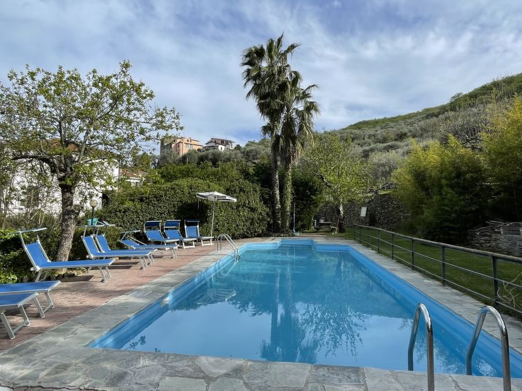 Search and Stay destination Lecchiore, Liguria - Italy from AU$ 184. Asplanato (DOL162)