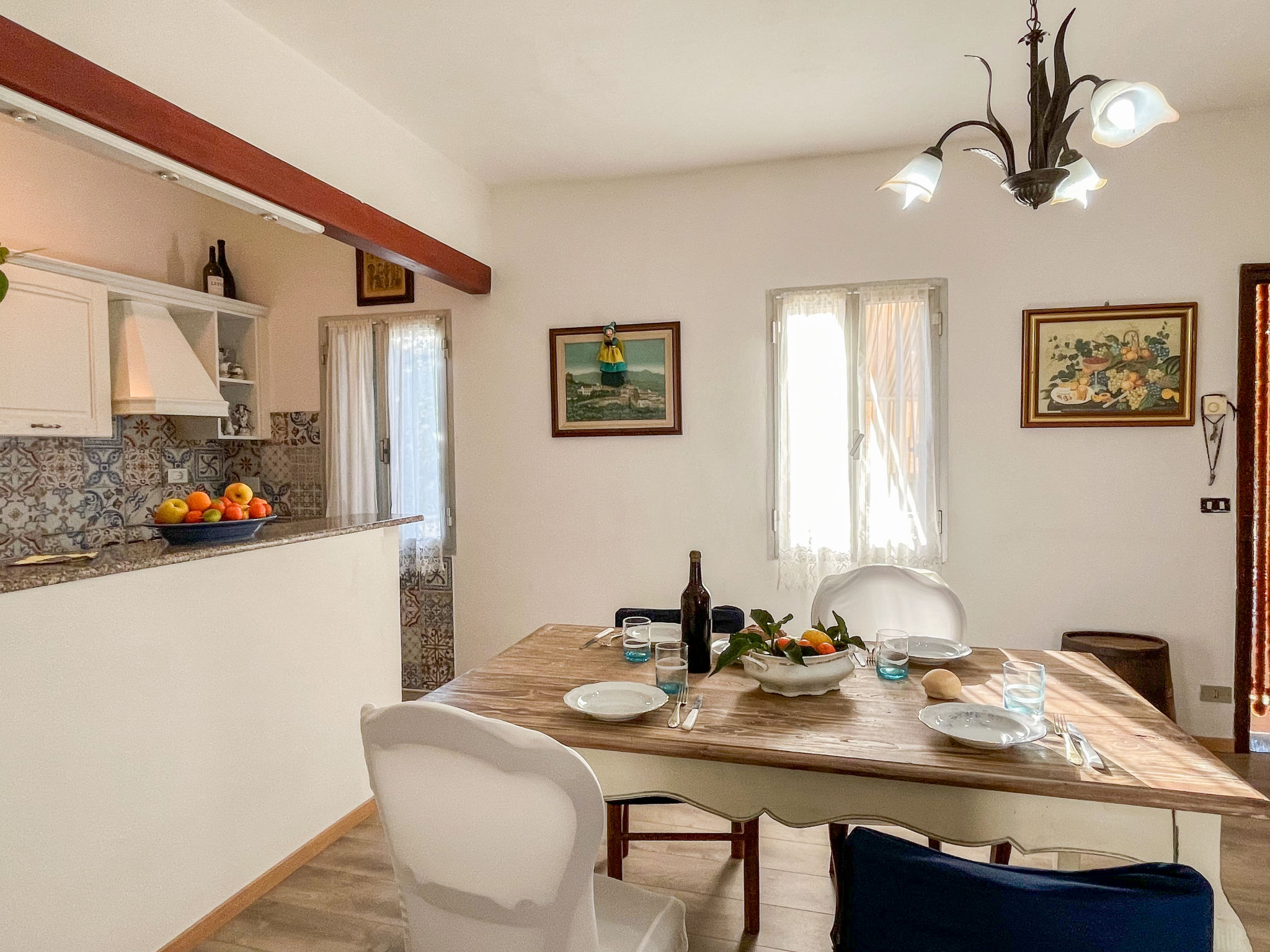 Kitchen / Dining Room