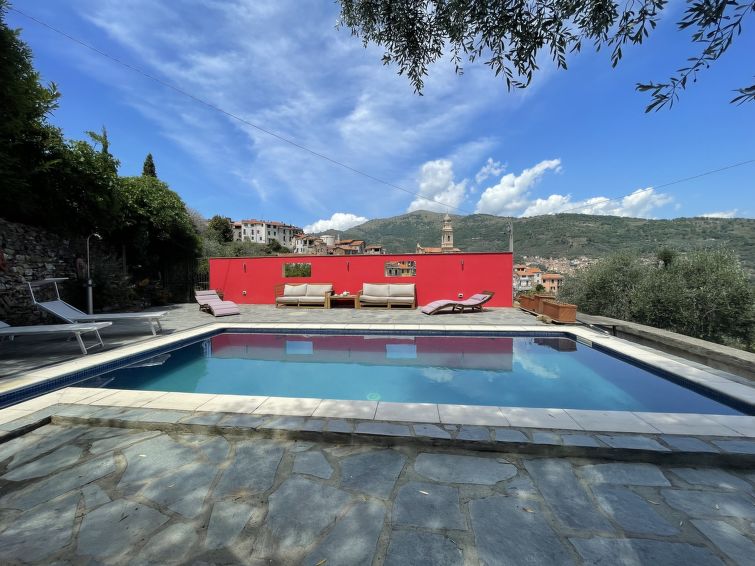 Search and Stay destination Boscomare, Liguria - Italy from AU$ 256. Il Rifugio (BCM110)