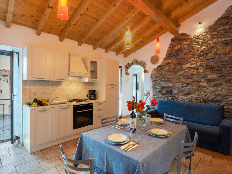 Search and Stay destination Valloria, Liguria - Italy from AU$ 100. Ca' da Ciassa (VLO130)