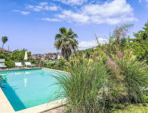 Zonnig appartement met zwembad op 1 km van strand in Imperia - thumbnail 4