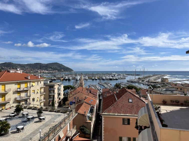 Search and Stay destination Imperia, Liguria - Italy from AU$ 232. Via Pirinoli