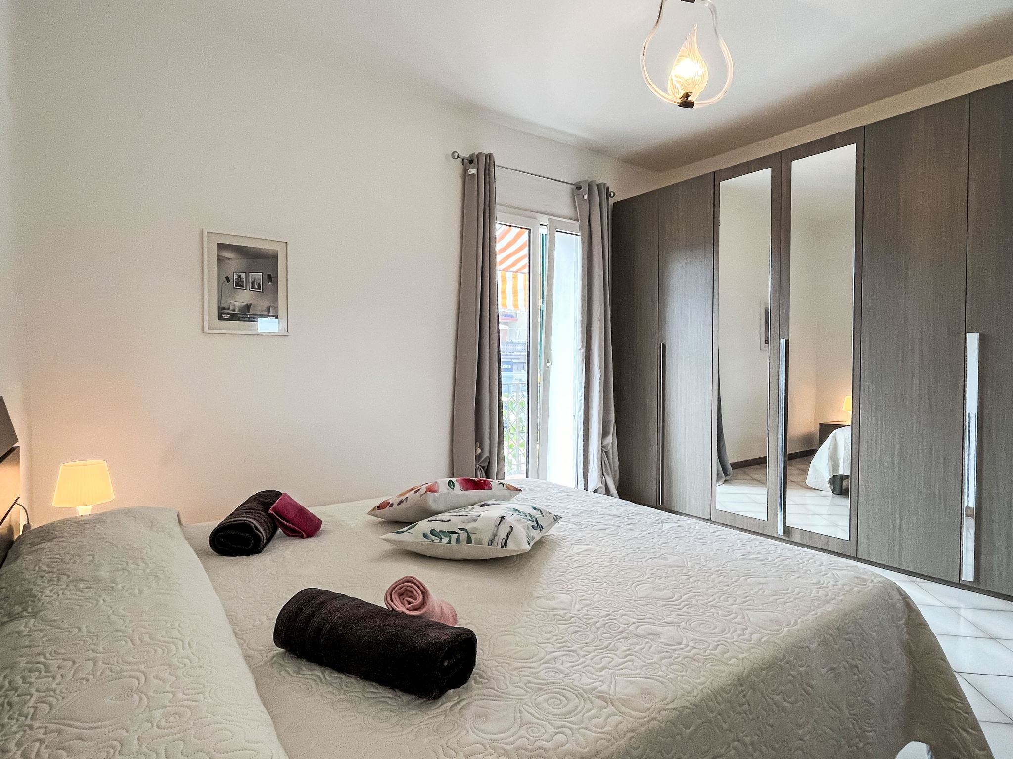 Tra Mare e Collina-Inside
