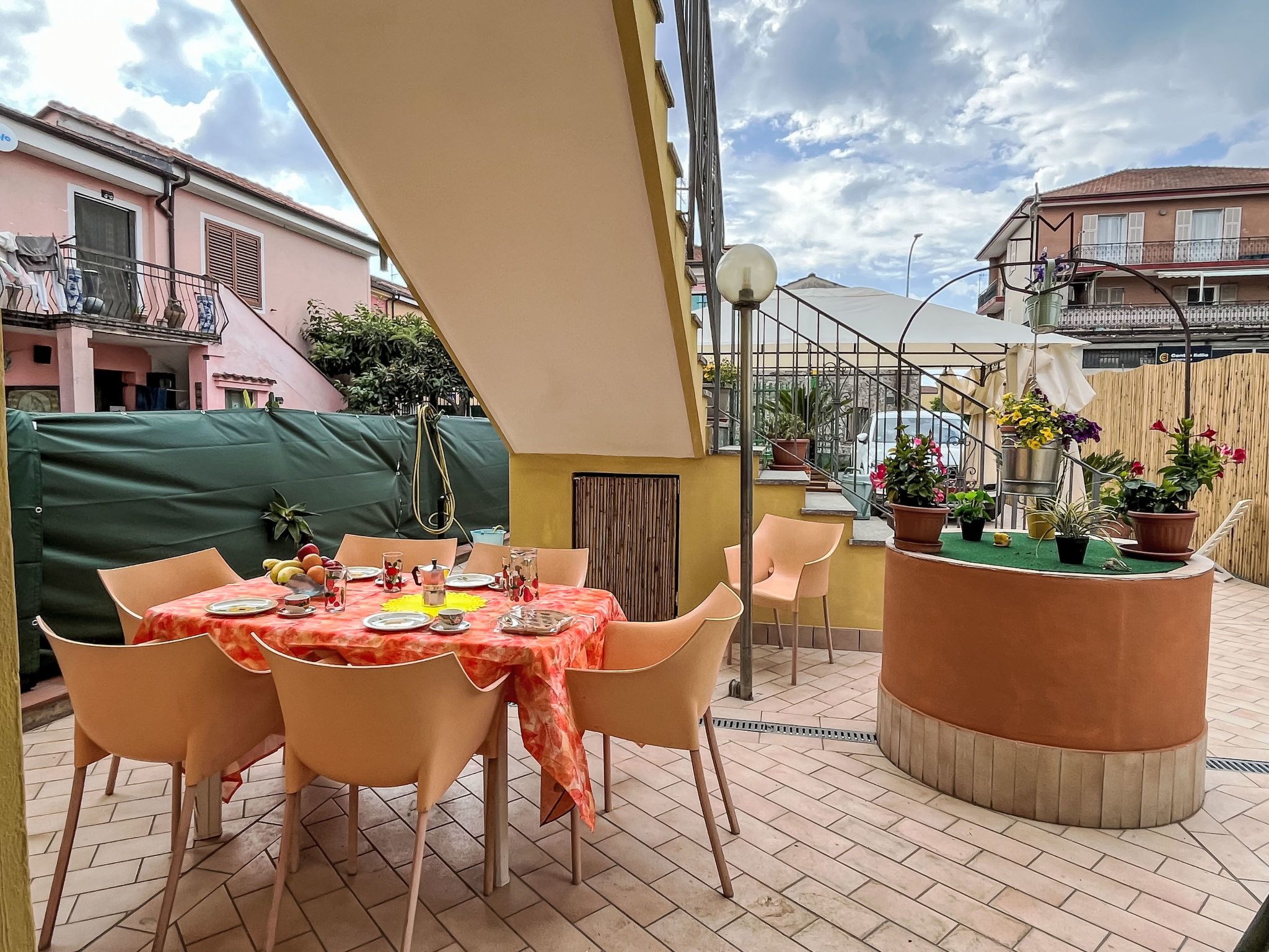 Tra Mare e Collina-Outside