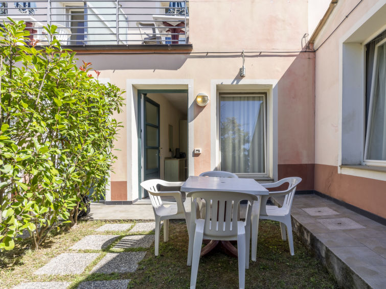 Search and Stay destination Imperia, Liguria - Italy from AU$ 117. Borgoverde