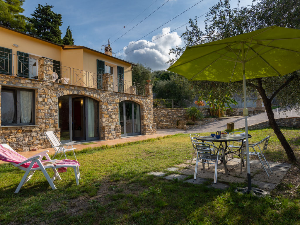 Ferienwohnung Freedom (IMP520) Villa in Italien