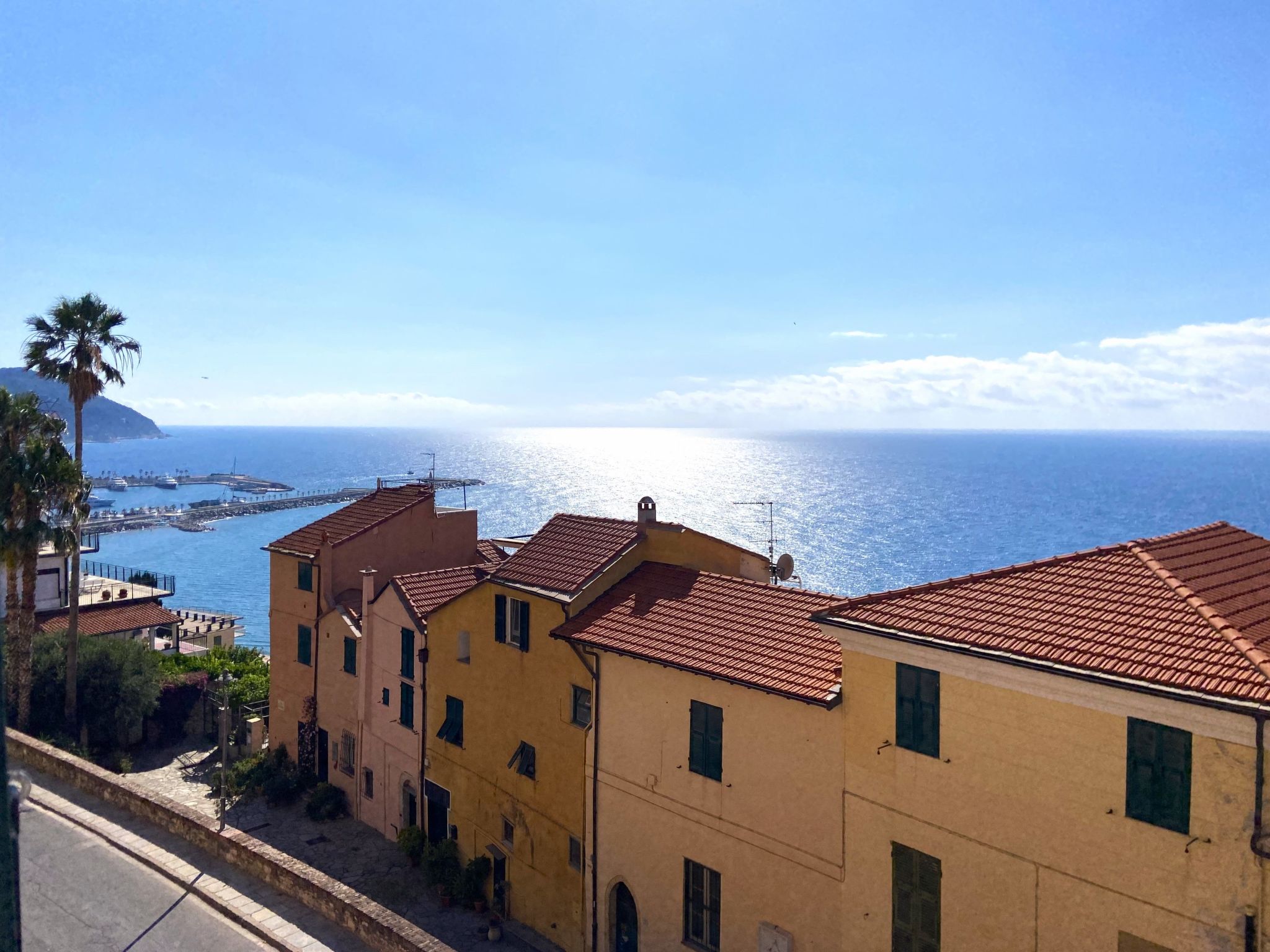 Elegantes historisches Apartment mit herrlichem Meerblick-Binnen
