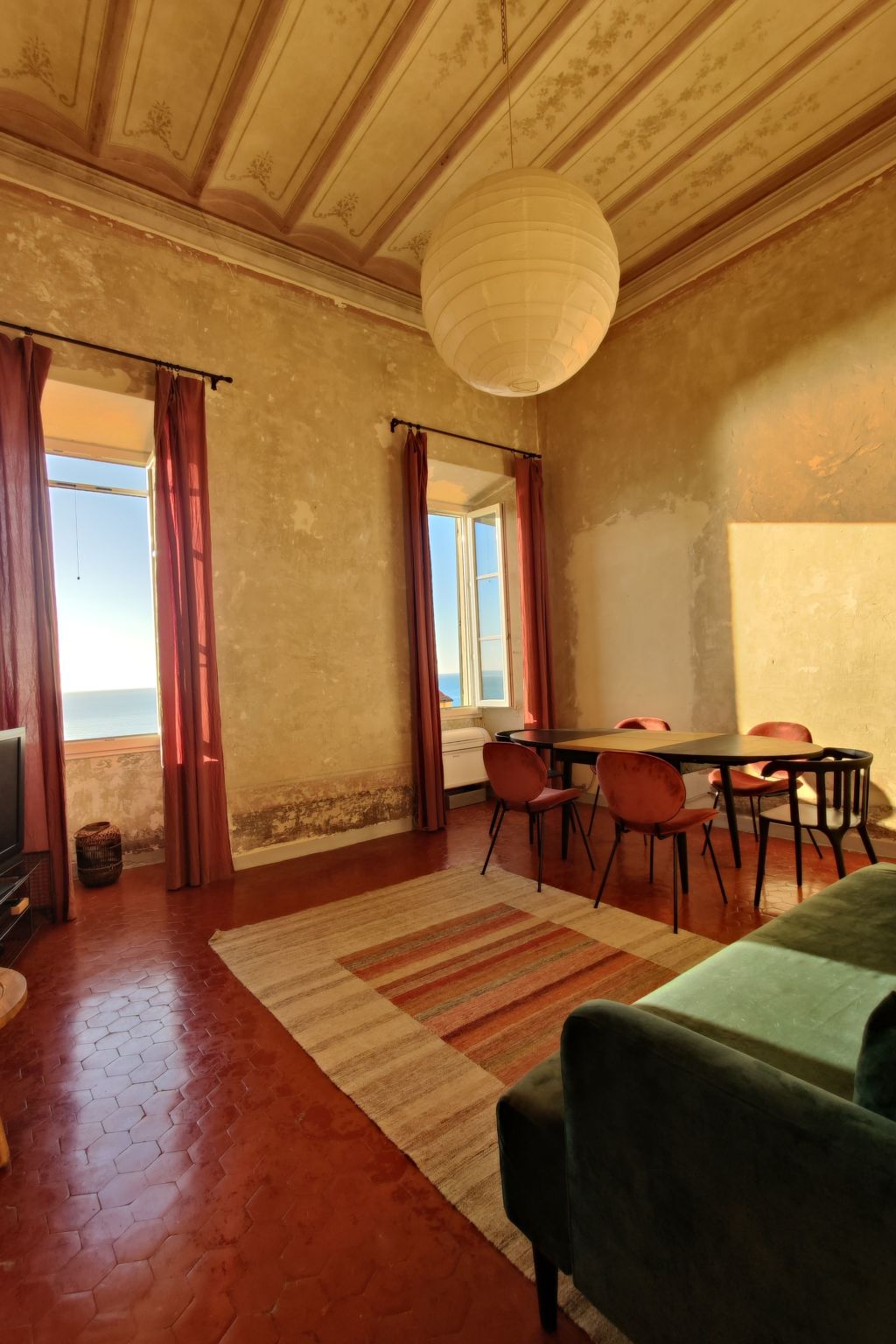 Photo of Elegantes historisches Apartment mit herrlichem Meerblick