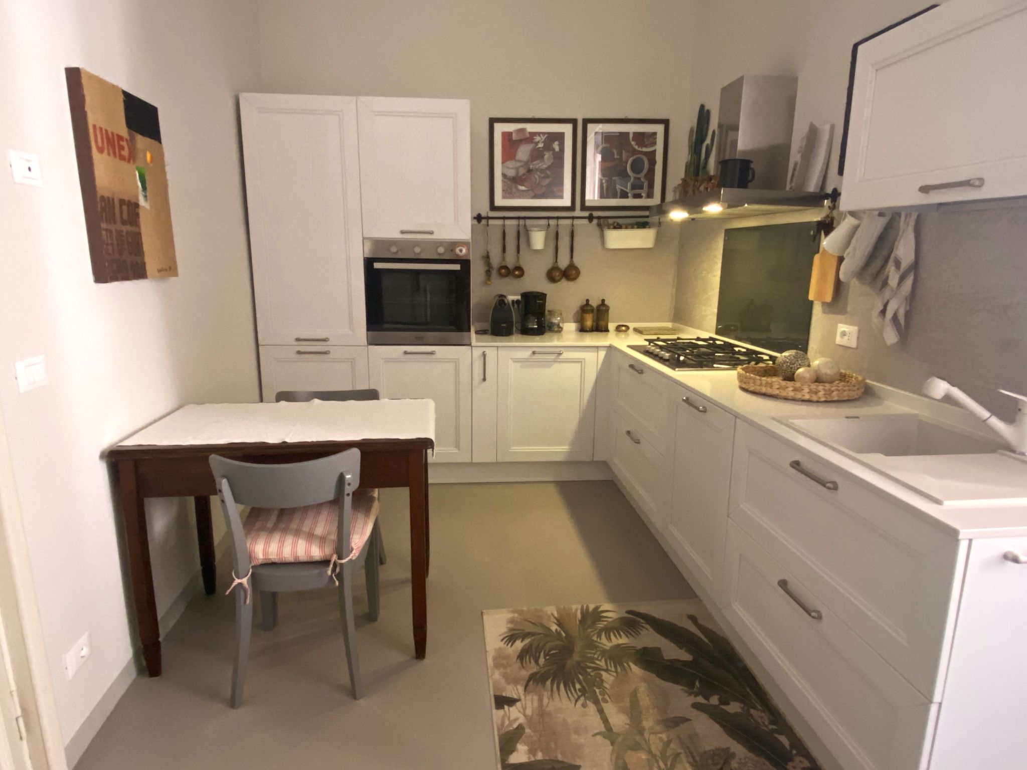 Elegantes historisches Apartment mit herrlichem Meerblick-Binnen