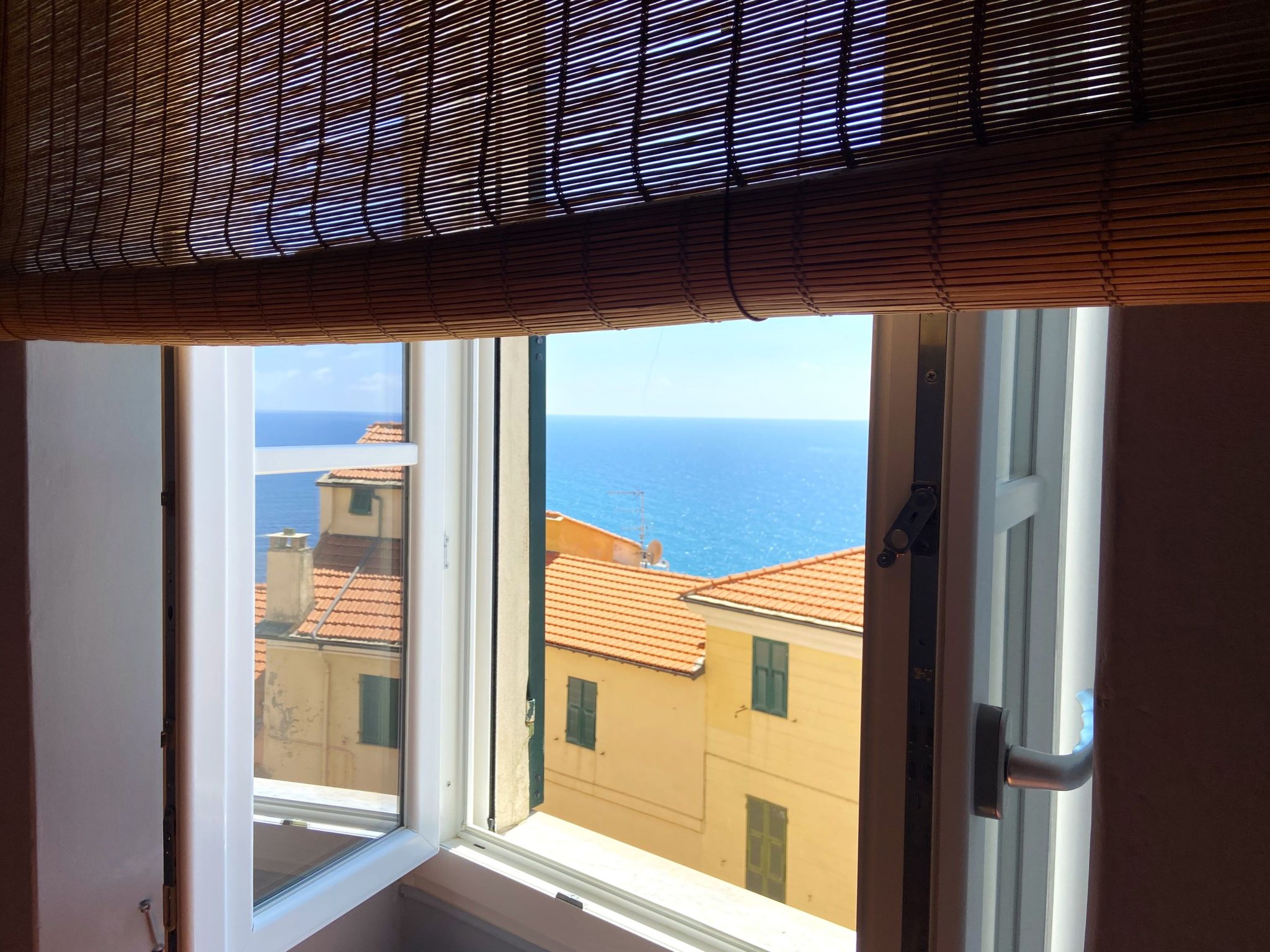 Elegantes historisches Apartment mit herrlichem Meerblick-Binnen