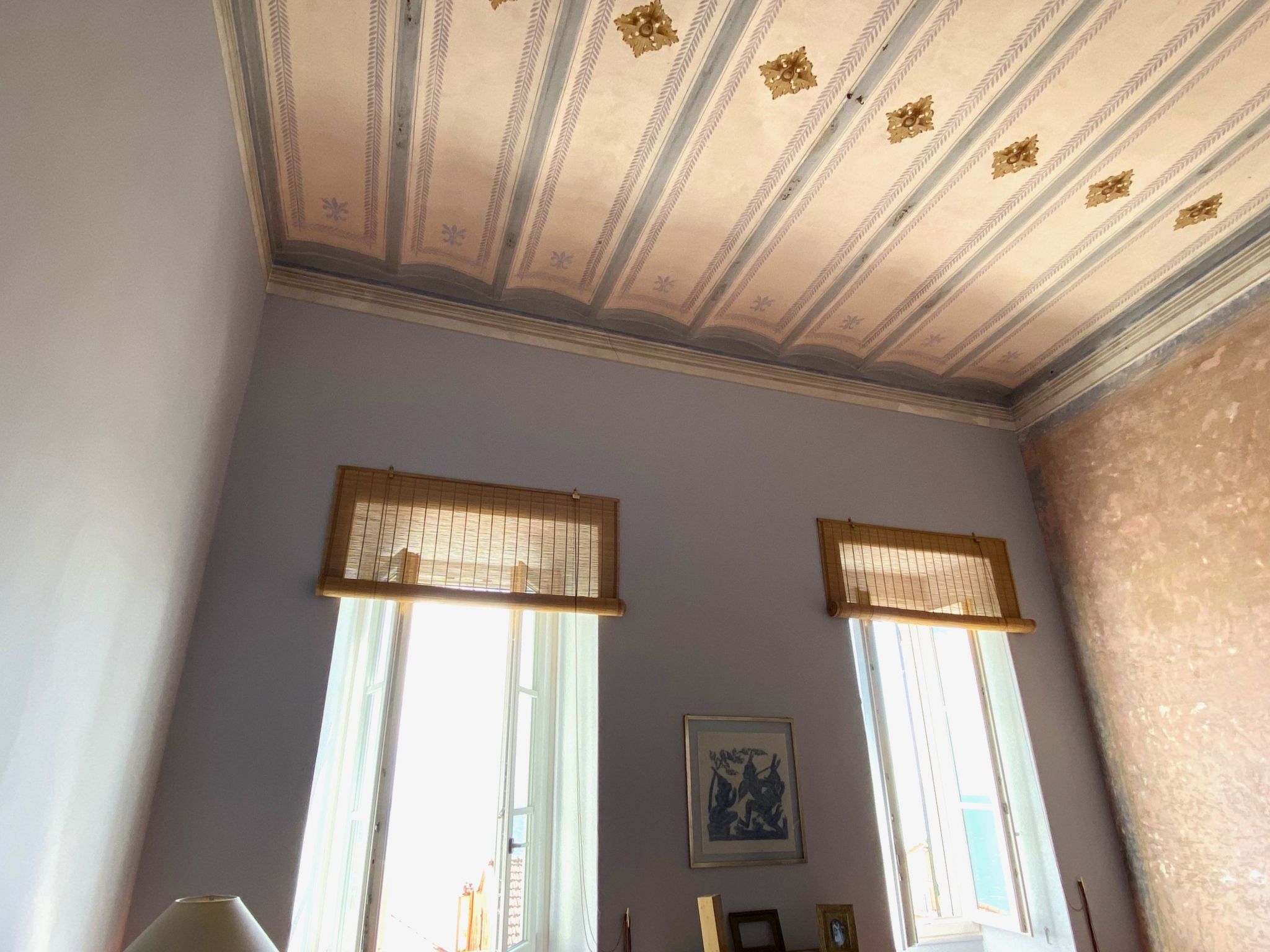 Elegantes historisches Apartment mit herrlichem Meerblick-Binnen