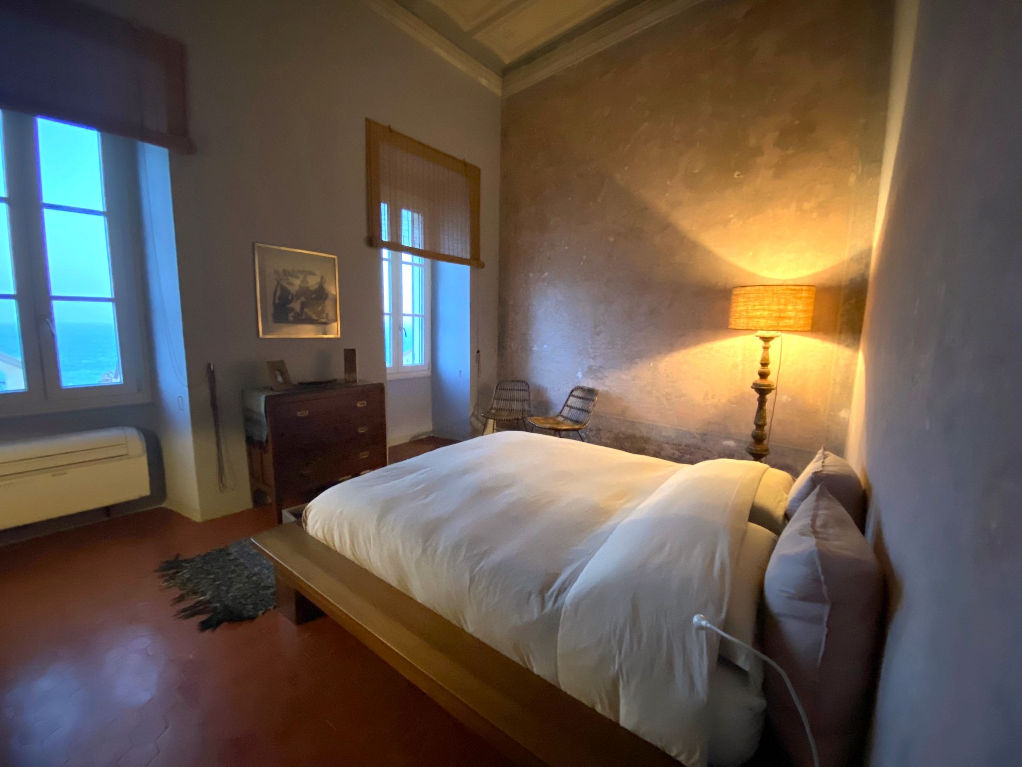 Elegantes historisches Apartment mit herrlichem Meerblick-Binnen