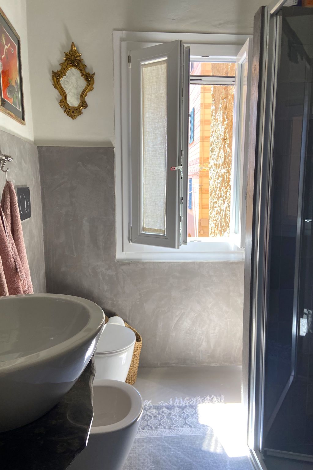 Elegantes historisches Apartment mit herrlichem Meerblick-Binnen