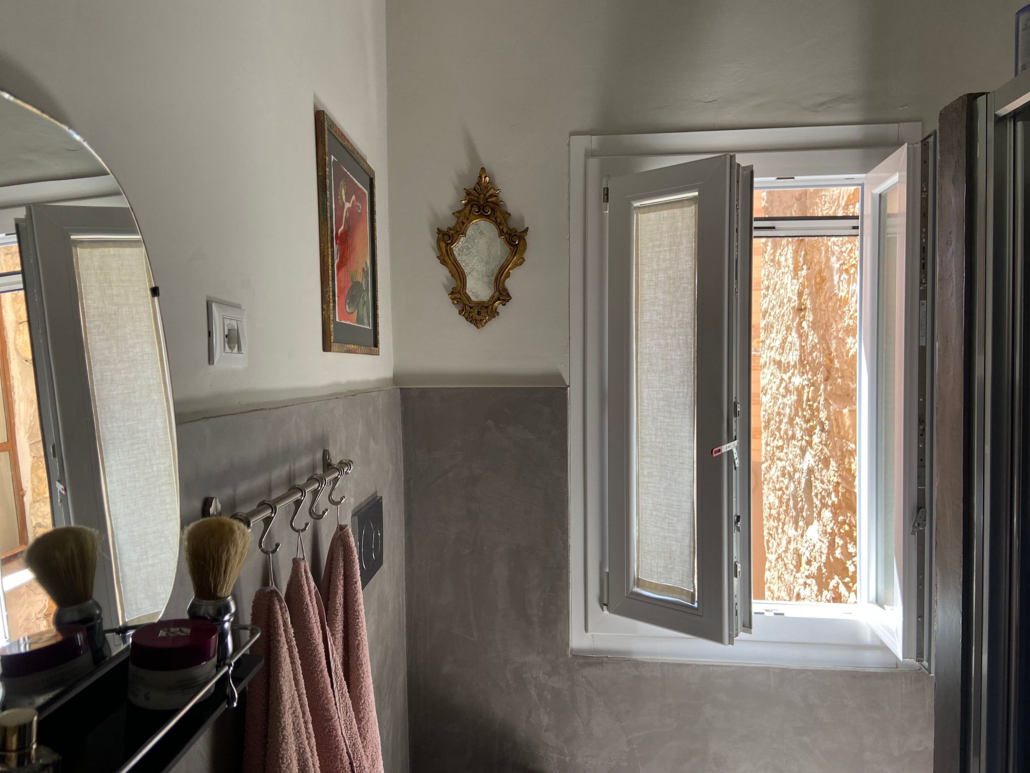 Photo of Elegantes historisches Apartment mit herrlichem Meerblick