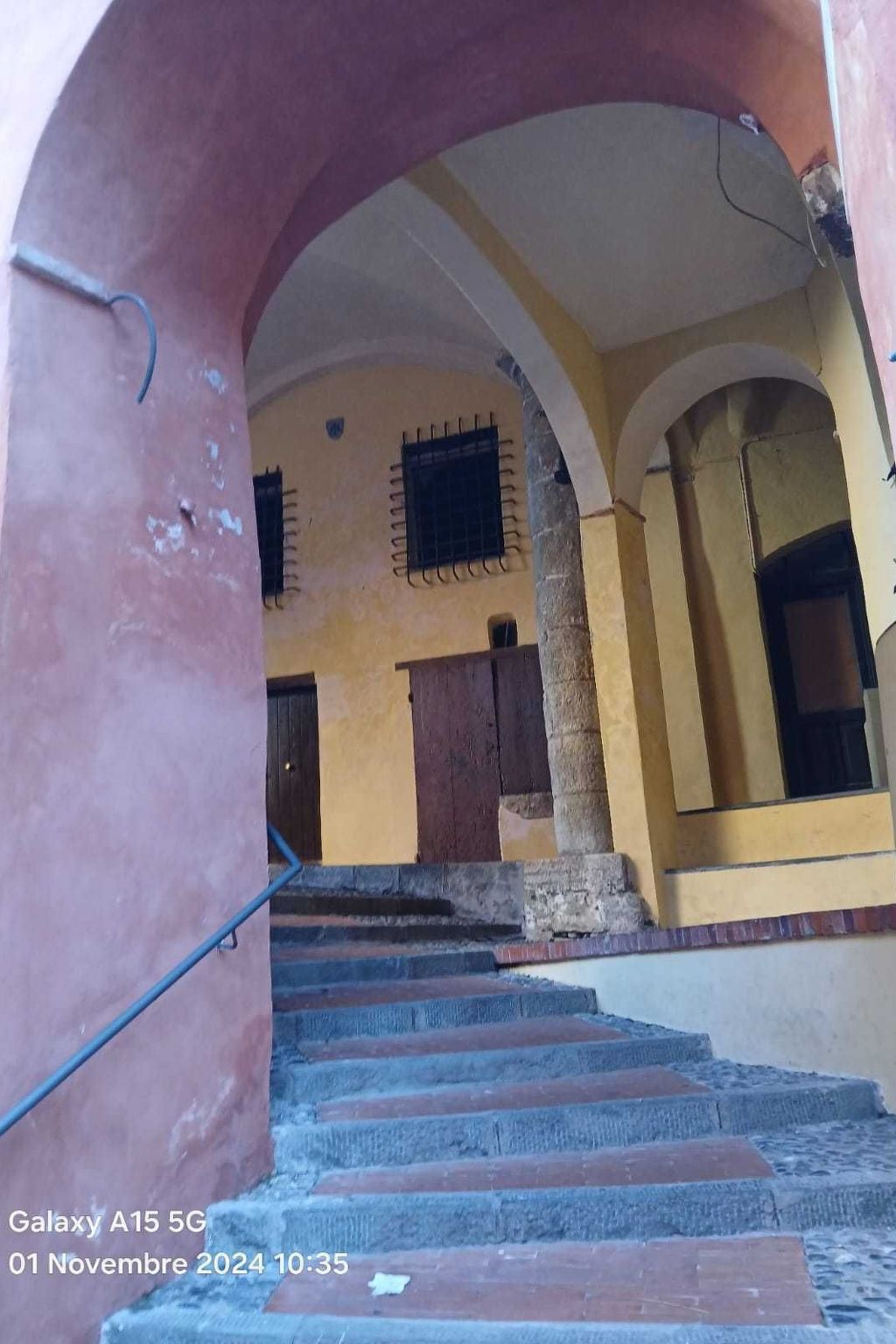 Elegantes historisches Apartment mit herrlichem Meerblick-Binnen