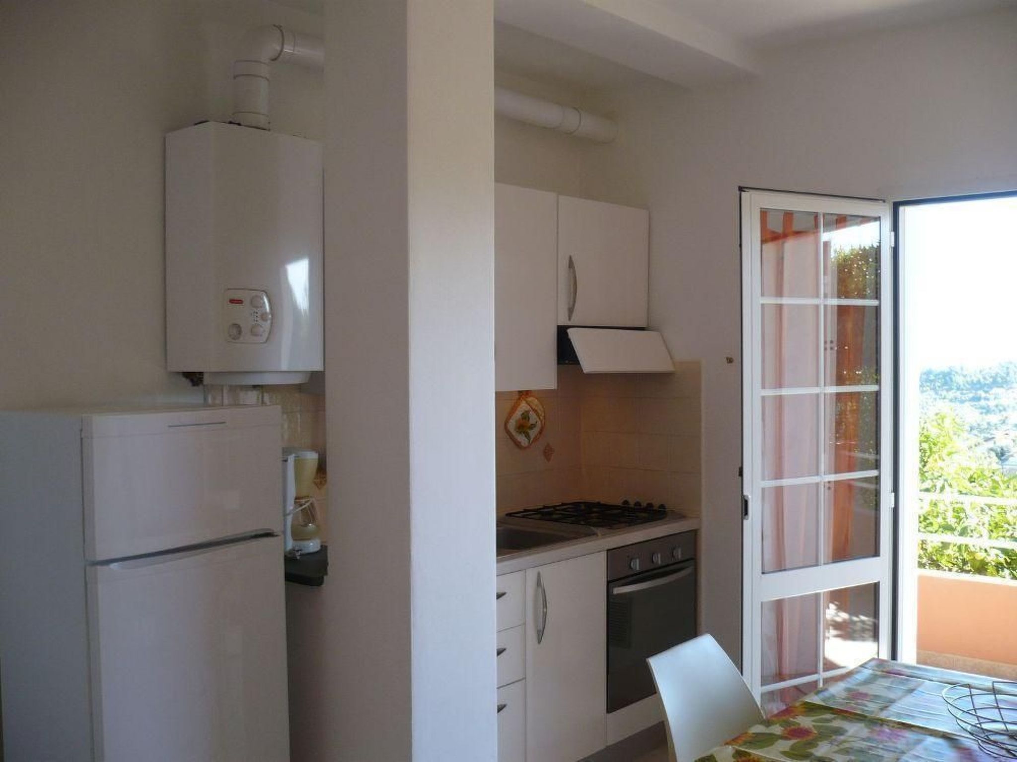 Zwei-Zimmer-Wohnung mit Meer- und Stadtblick-Image-tags.info