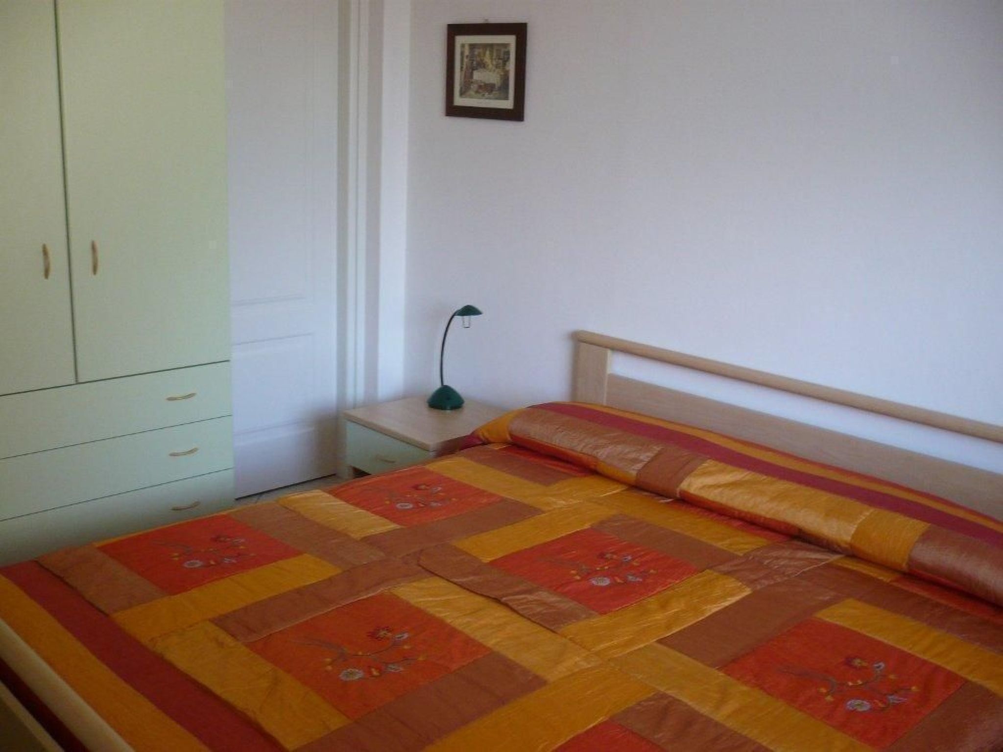 Zwei-Zimmer-Wohnung mit Meer- und Stadtblick-Image-tags.info