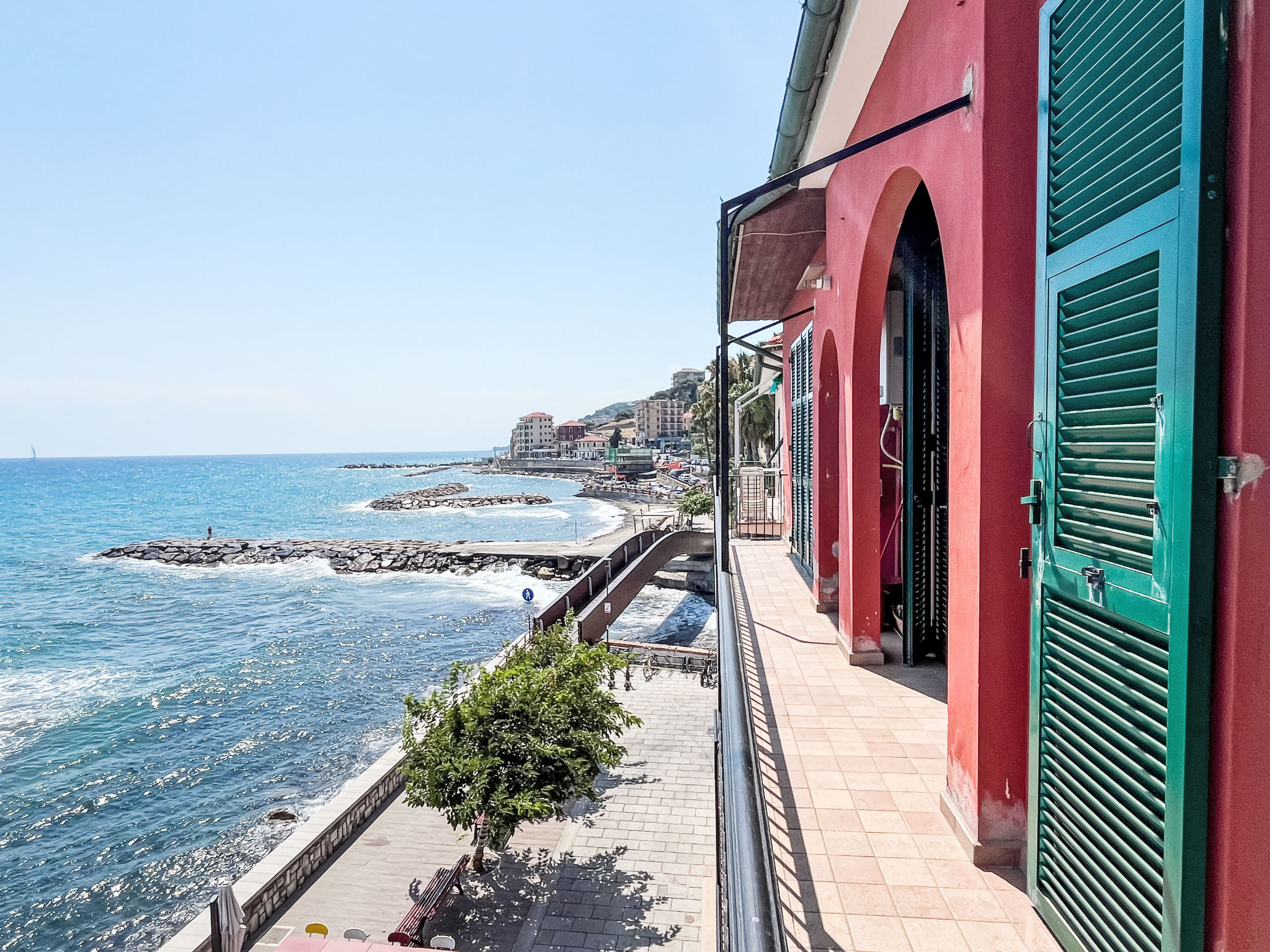 Finestra sul Mare