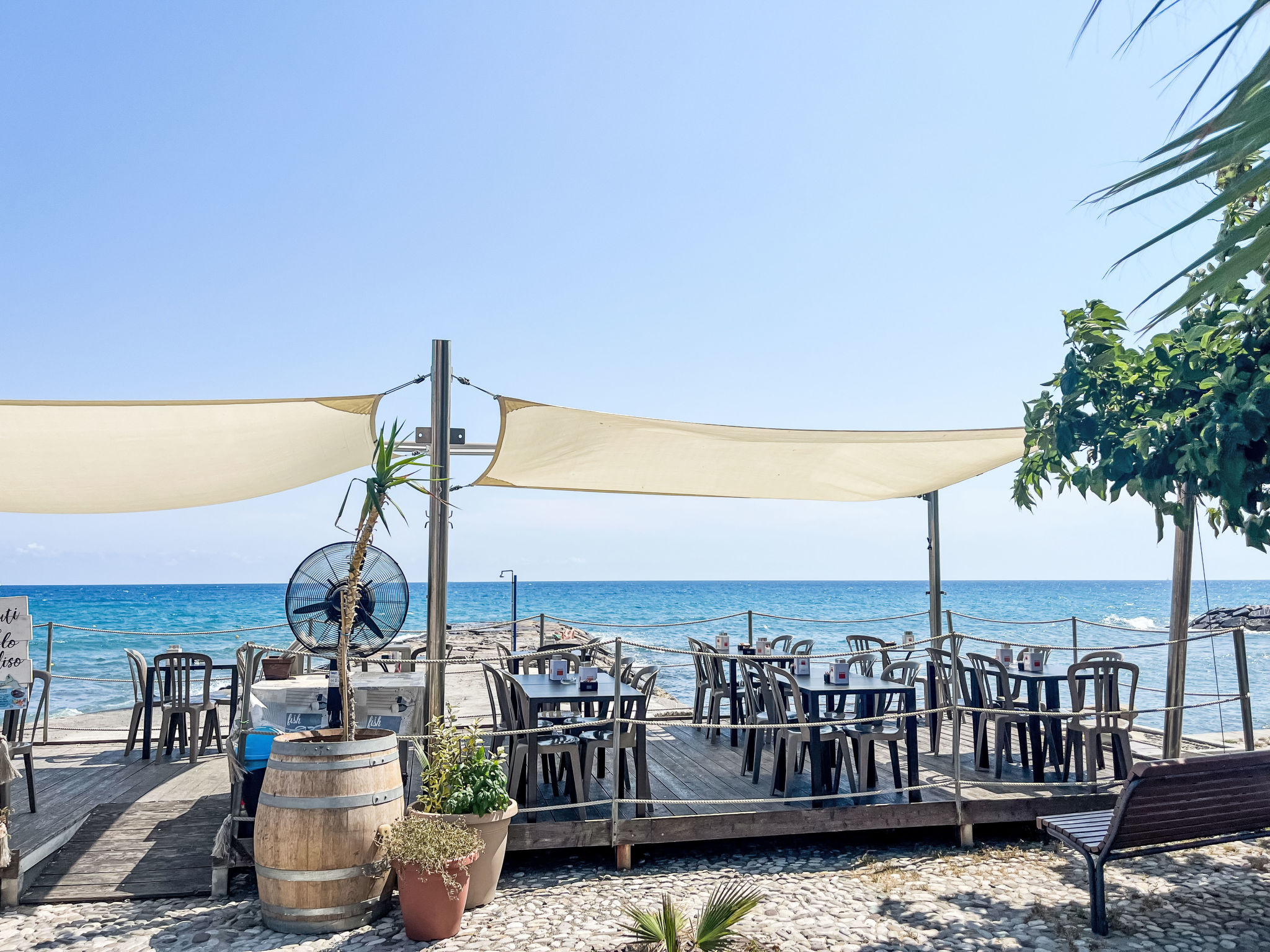 Finestra sul Mare - Outside