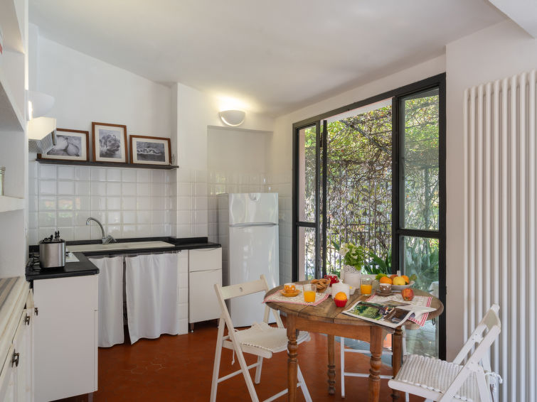 Search and Stay destination Molini, Liguria - Italy from AU$ 130. Valeria (PRE131)